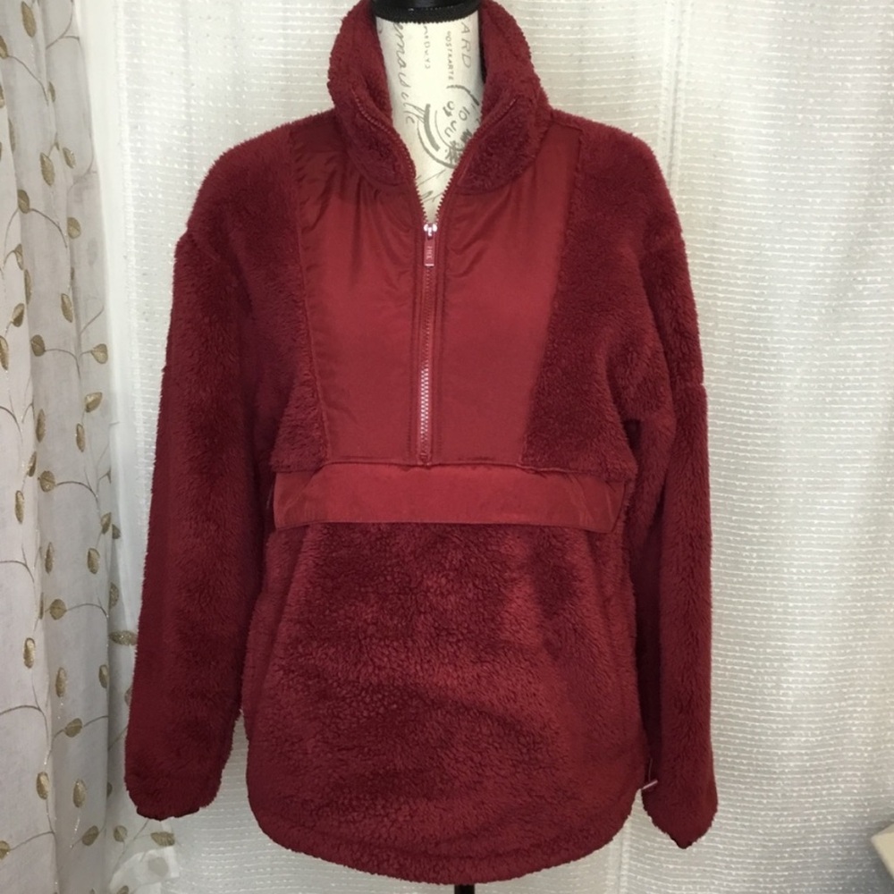 PINK Victoria’s Secret maroon thick plush sherpa pullover 1/2 zip cozy sweater